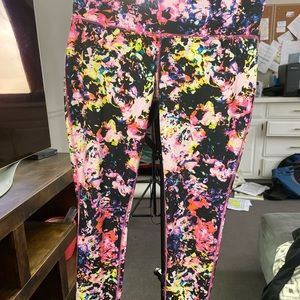 patterned leggings